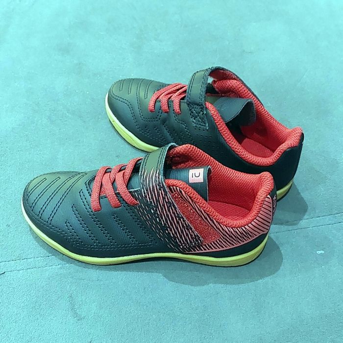 Бутсы кроссовки для мальчика Decathlon, размер 28