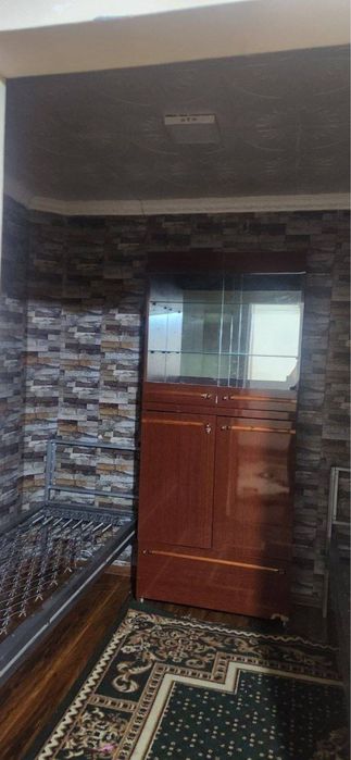 Срочно продаеться 2-комнатная квартира в городе Чирчике районе Октьябр