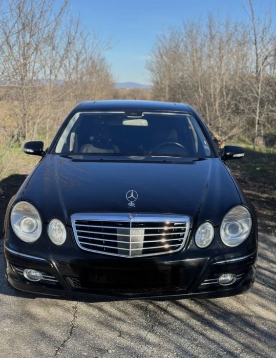 Mercedes benz E500 СПЕШНО !!