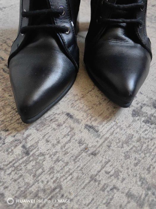 Alessa Noemi боти на ток