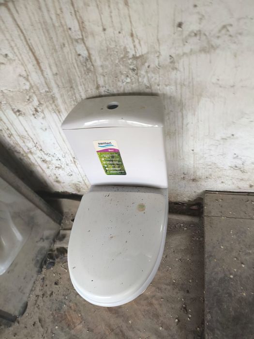 Продам унитазы в рабочем состоянии