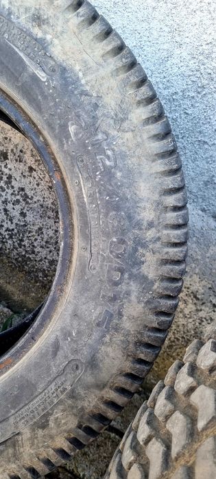 Гуми за трактор косачка