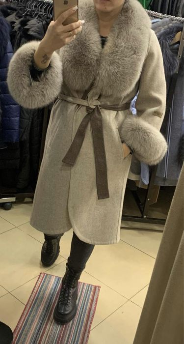 Vand Palton din lana alpaca cu vulpe naturala la 799lei