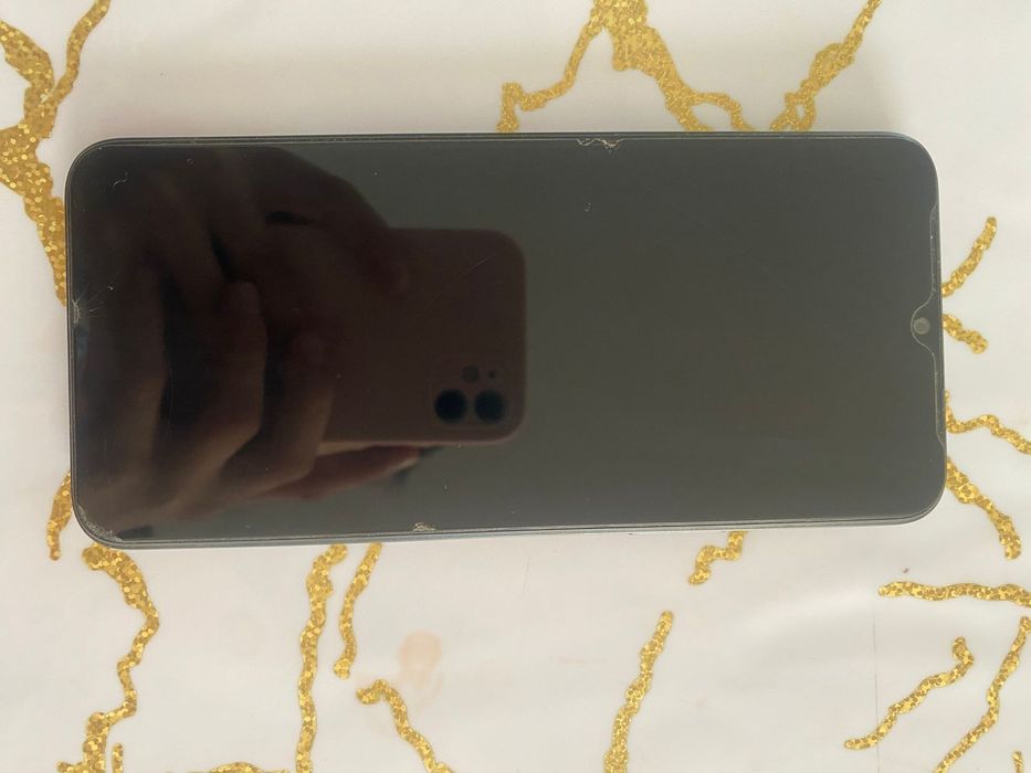 Обменяю хонор х6б в идеале