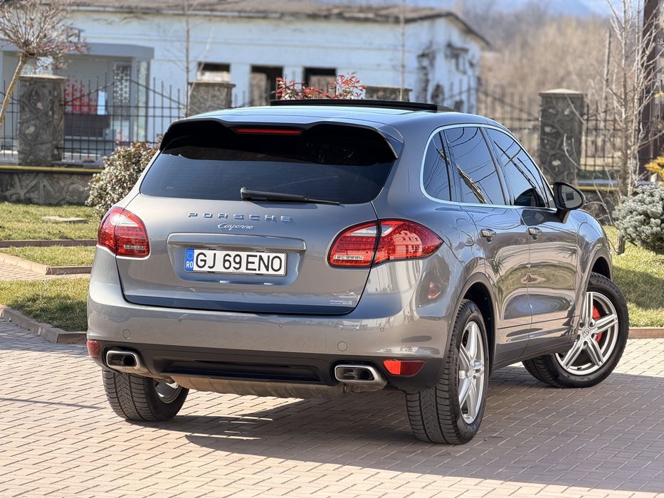 Porsche Cayenne 2013 3.0 V6 245 Cp Unic proprietar Romania