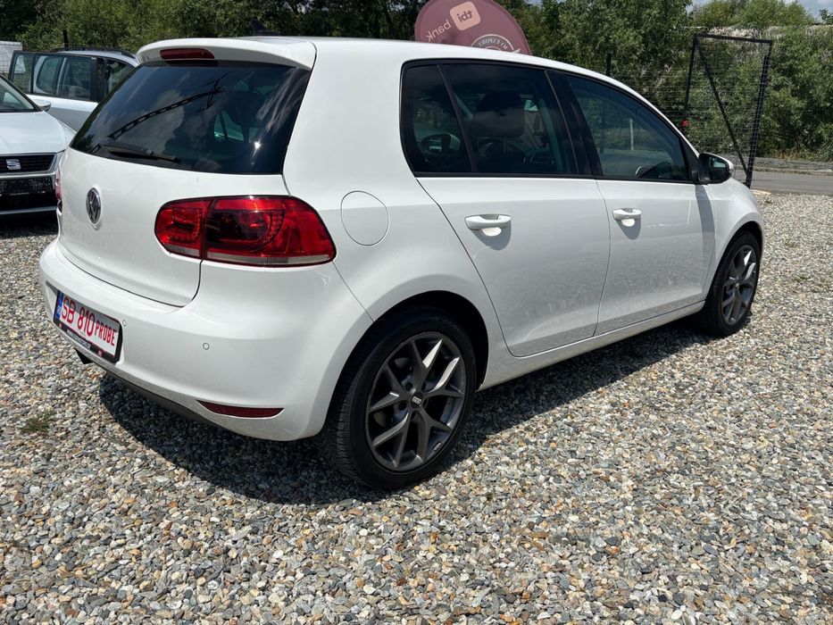 VOLKSWAGEN Golf 2012 — imagine 4