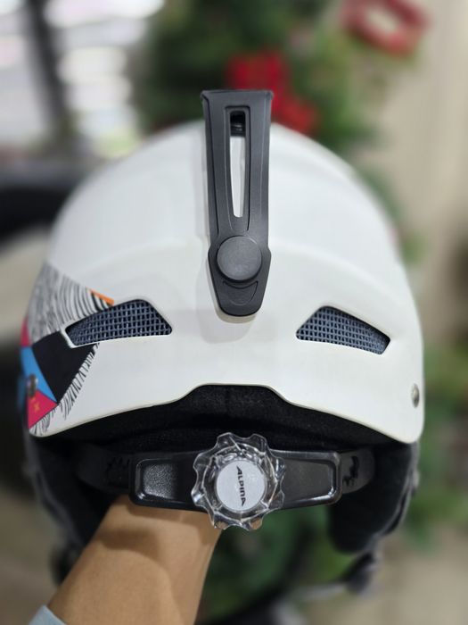 Ски каска Alpina