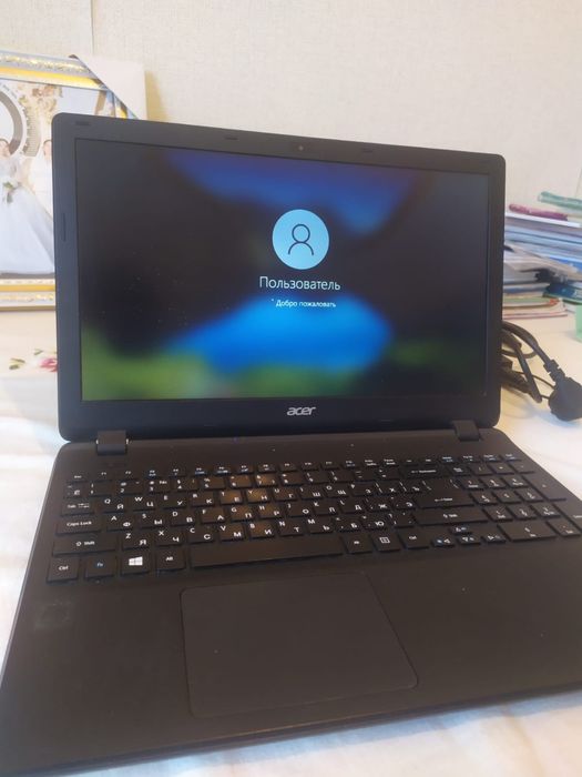 Ноутбук acer продам