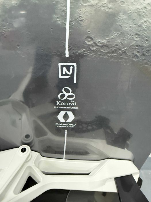 placa noua snowboard nitro victoria L146cm