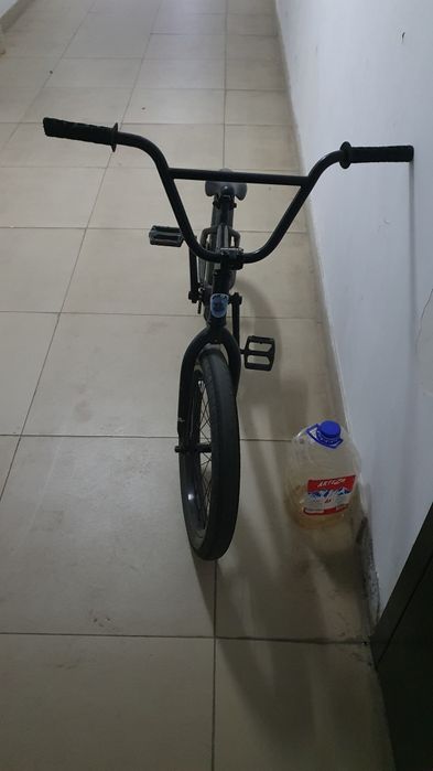 Продам трюковый велосипед (BMX)
