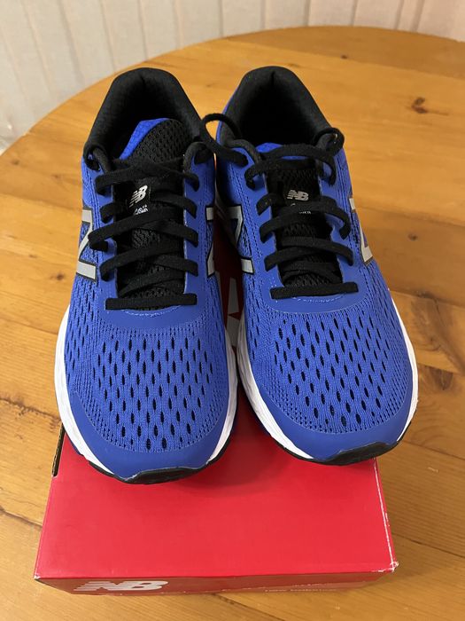 Маратонки New Balance 41.5