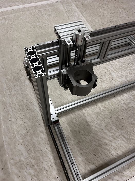 CNC 3 axe - motoare Nema 34 + Spindle 2.2Kw