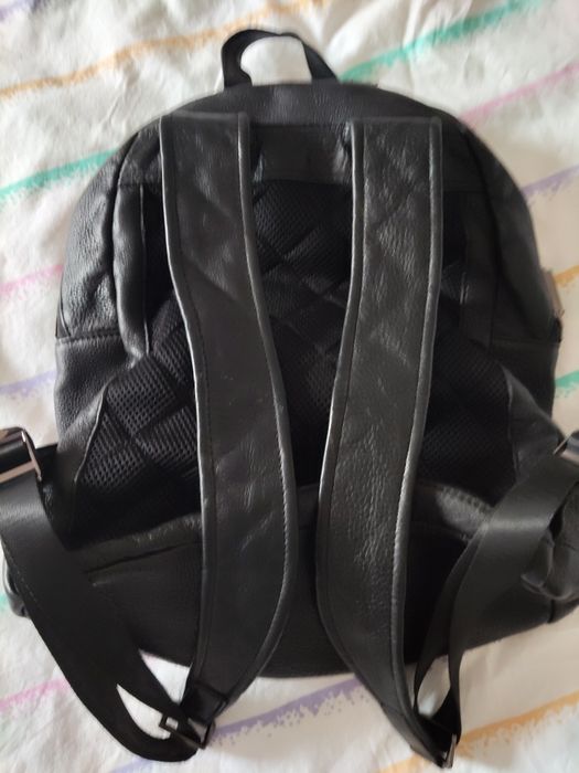 Раница от естествена кожа