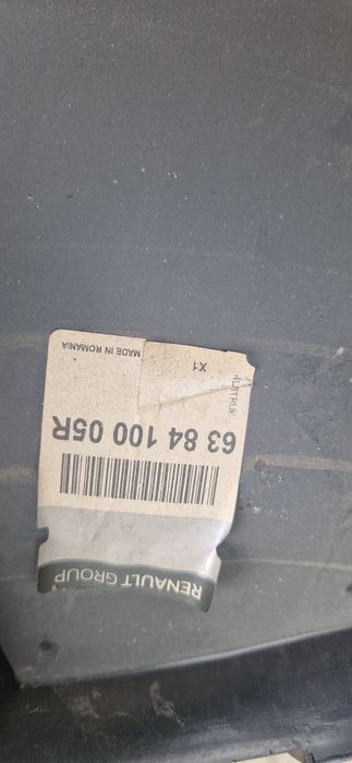 Carenaj roată față dreapta si stanga Dacia Duster