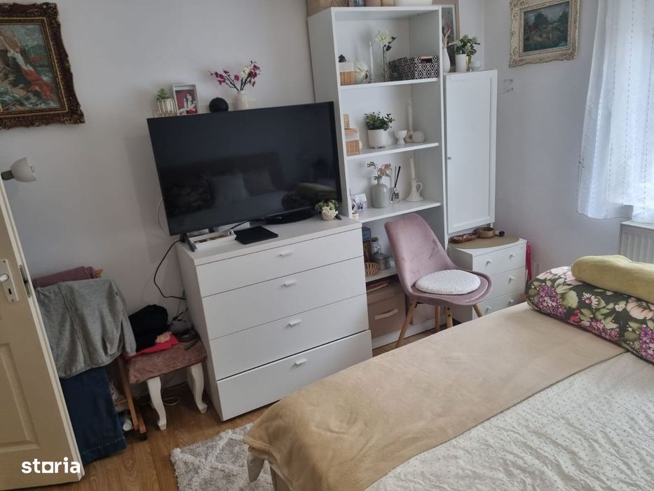 Apartament 2 camere decomandat,Deva-piața centrală