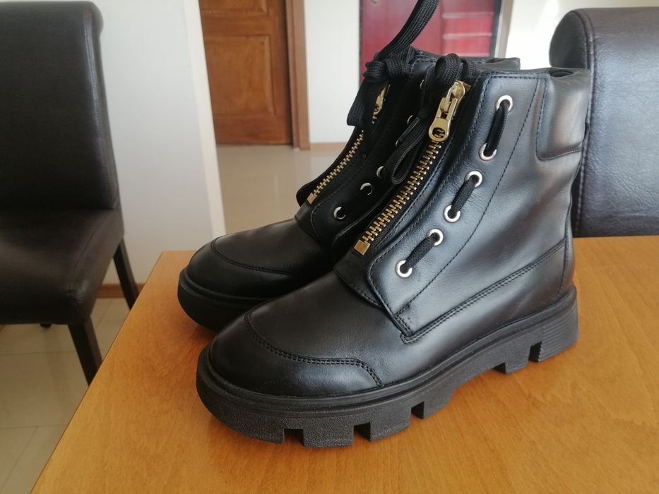 Нови зимни боти Geox  37 номер