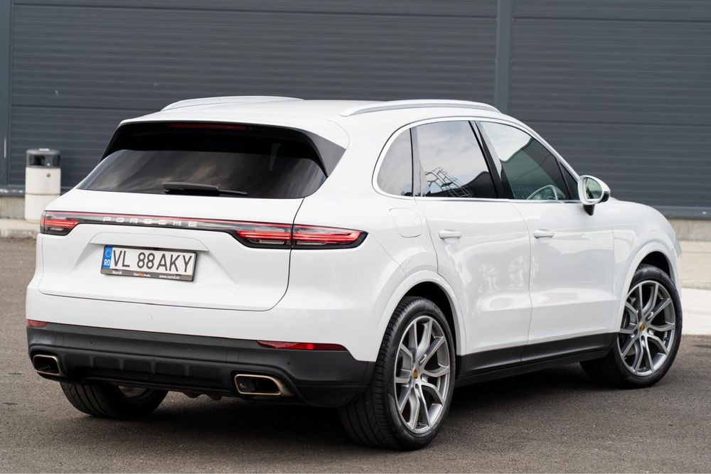 PORSCHE Cayenne 2020 — imagine 3