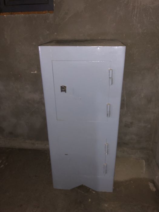 Сейф. Огнестойкий. Самовывоз.