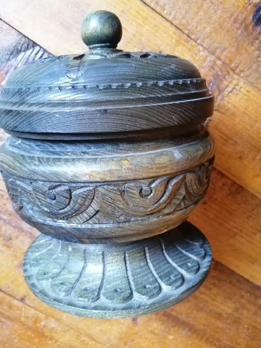 Кутия за бижута. Тоалетка. Сейф