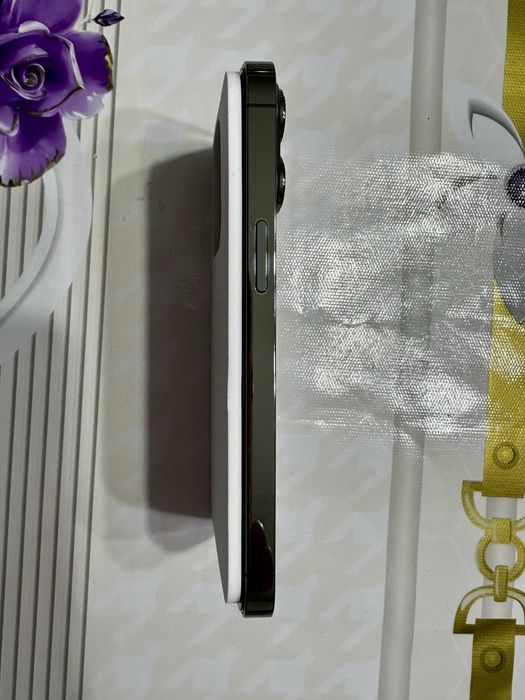 iPhone 13 Pro 128GB 78% baterie, cutie si cablu incarcare