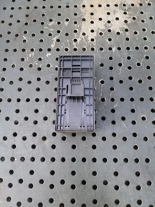 Butoane geamuri electrice stanga fata audi q5 8r 8k0959851d