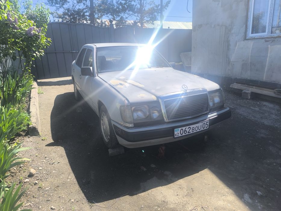 Мерседес 124 на автомате