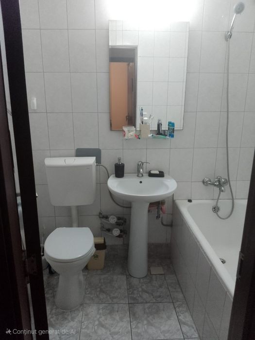 Vand apartament 3 camere