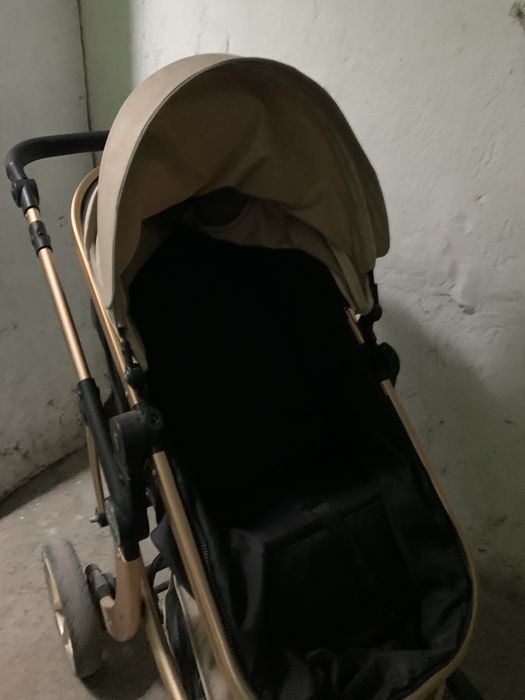 Продам СРОЧНО  коляску детскую