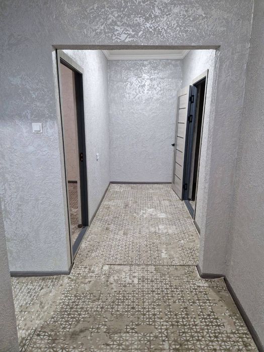 Навои шахрида квартира сотилади