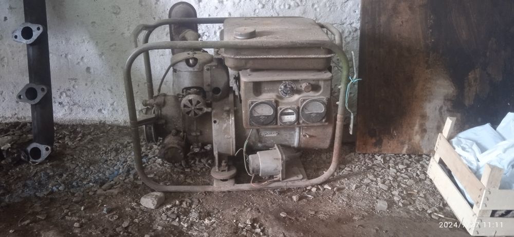 Продам срочно генератор