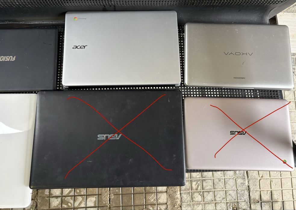 Лаптопи по 30 евро бройката