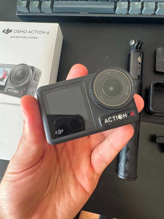 DJI Osmo Action 4 Adventure Combo – 3 батерии, кейс, стик, аксесоари