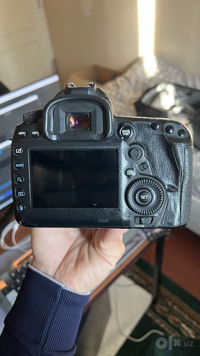 Canon 5D Mark IV 2ta batareka Zaryadchil Shtati 64GB Felshka Karobka