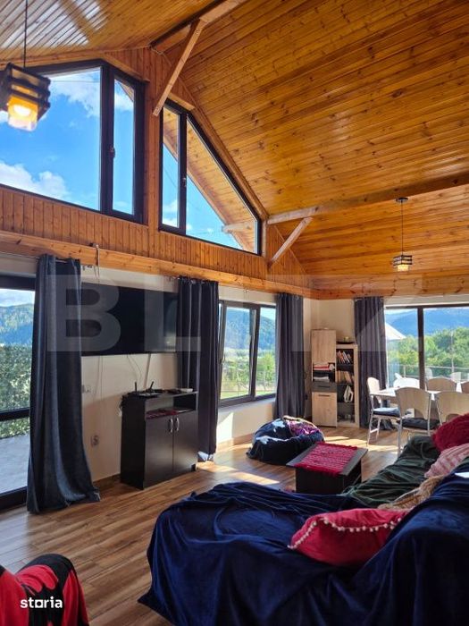 Casa de vacanta + 3000 mp teren, Gura Humorului