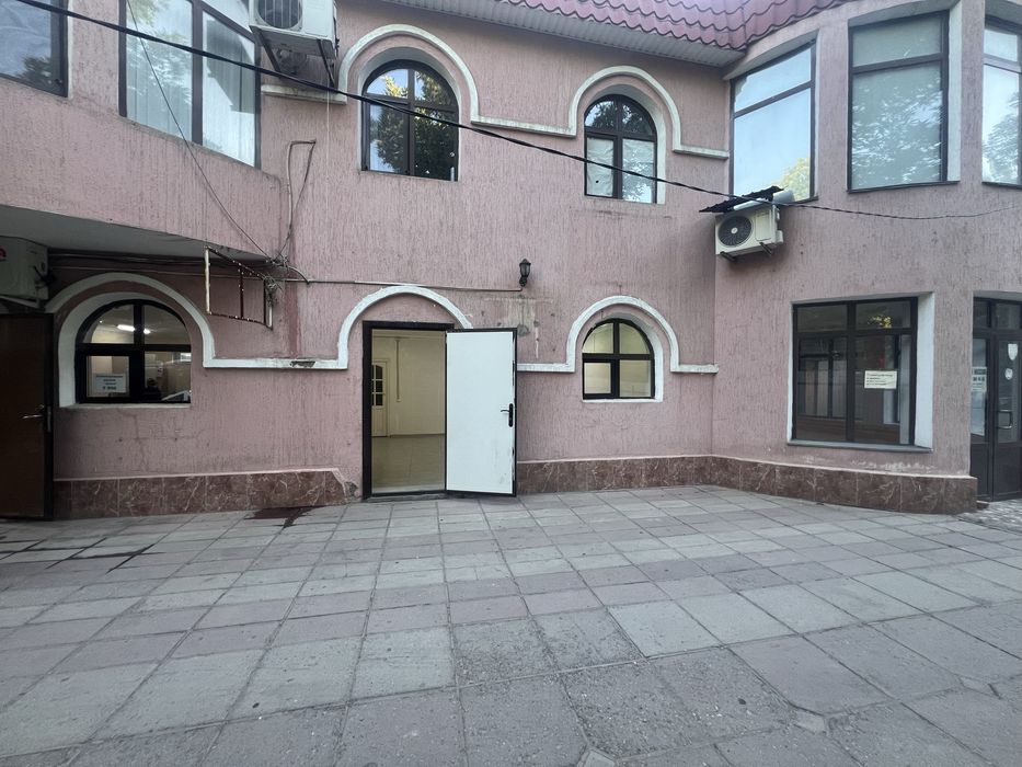 Сдается в аренду помещение.