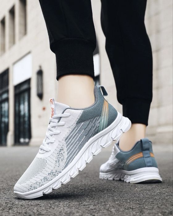 Кроссовка /Erkaklar krossovkalari, 40-45 poyabzal,