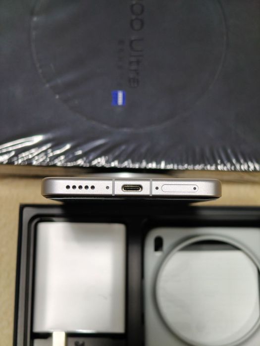 Как новый : Vivo X200 Ultra