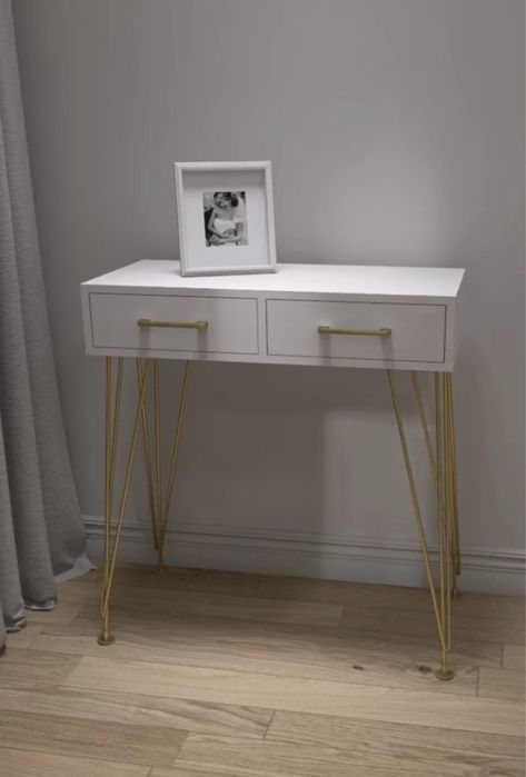 Консоль для спальная или прихожки