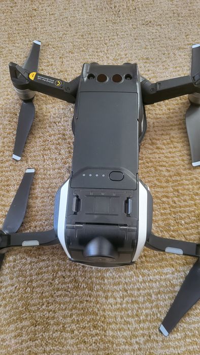 Продам DJI mavic Air