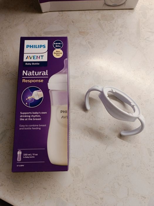 Молокоотсос и бутылочки