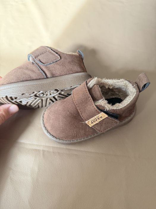 Продам детскую обувь размер 15