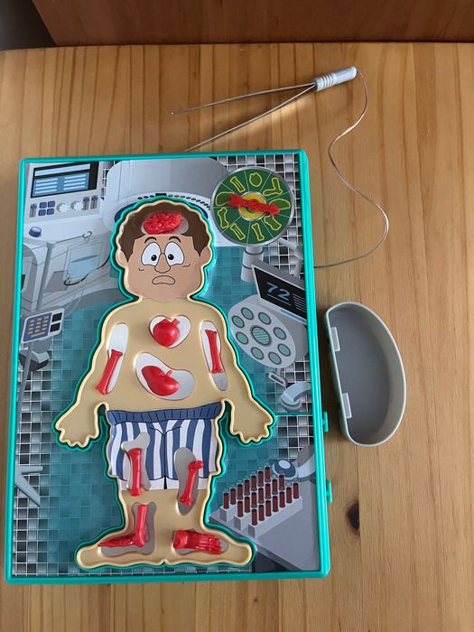 Настолна игра” Треперещият доктор”