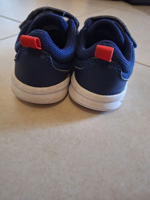 Маратонки за момче