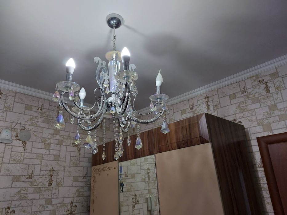 Люстры б/у дома и сад