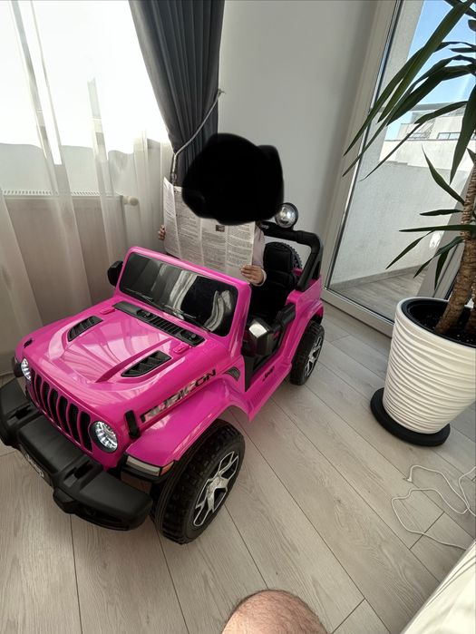 Masinuta electrica 4x4 Premier Jeep Wrangler