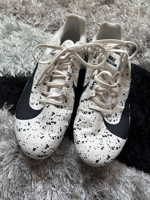 Шпайкове за лека атлетика