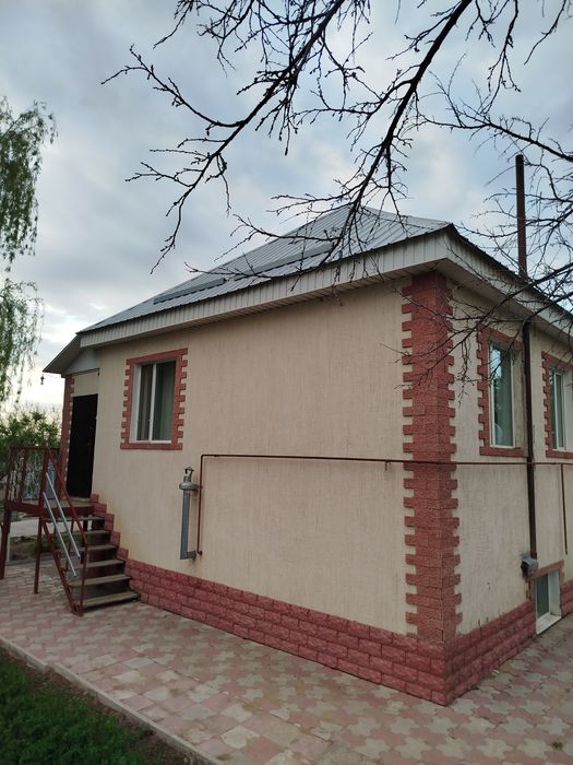 Продам светлый просторный дом.