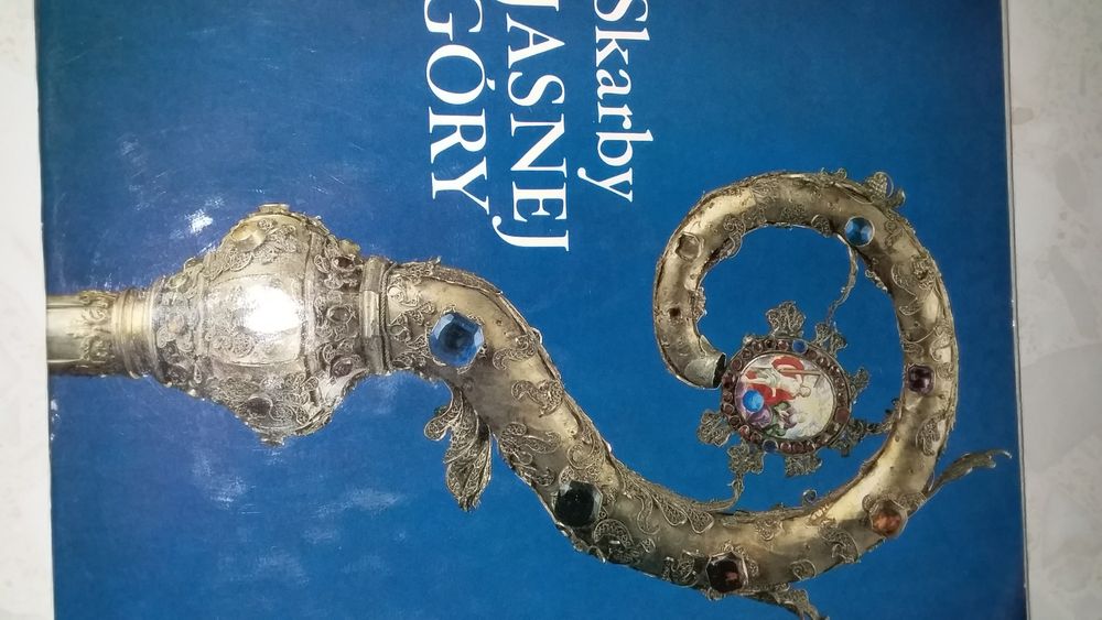 Продаются книги ,репродукции по искусству