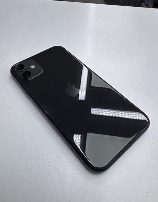 Айфон 11 идеал без царапин