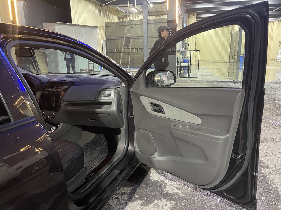 Chevrolet Cobalt 2022 — 4